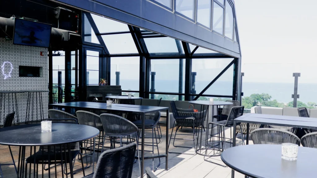 The-J-Parker-Rooftop-rooftop-bars-Chicago