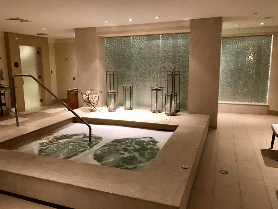 hotels with private jacuzzi in room