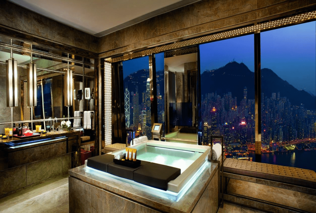 hotels with private jacuzzi in room