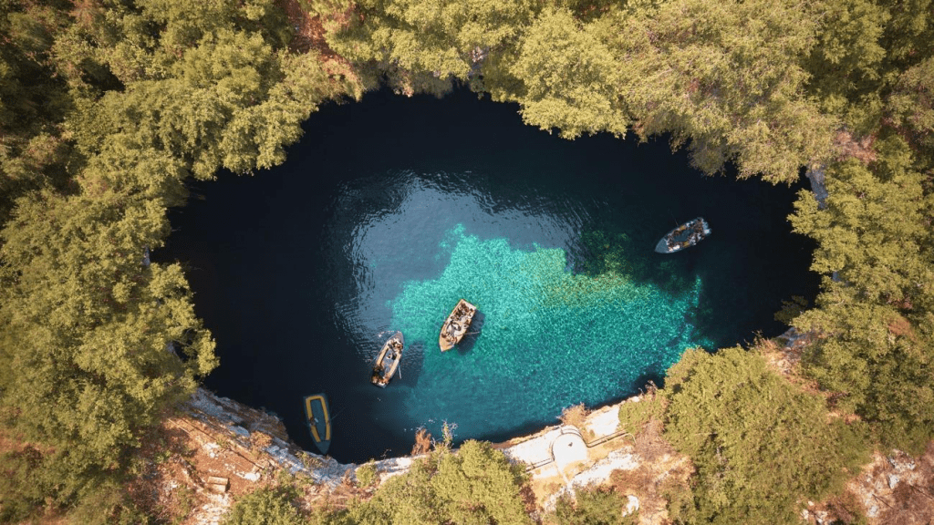 melissani cave, 