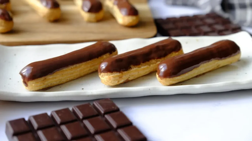 Eclairs-Things-To-Do-In-Paris