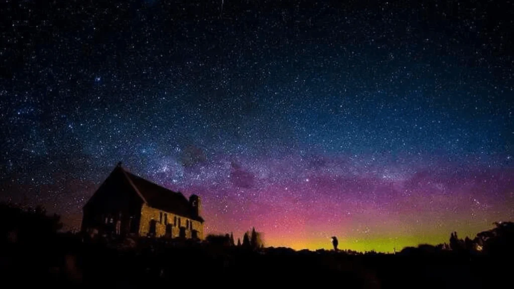 Gaze at the Southern Lights-Things To Do In New Zealand